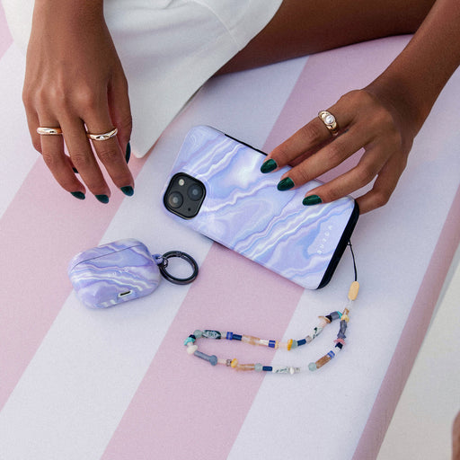 Cliché - iPhone 11 Case 25